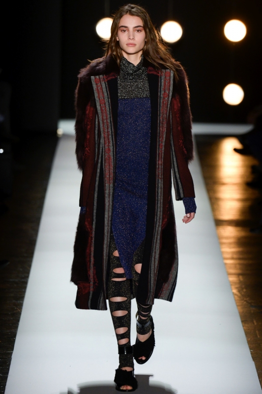 Romy Schönberger shows NY Fall 2016 BCBG