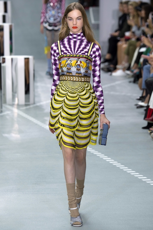 Estella Boersma shows London Spring 2017 Mary Katrantzou