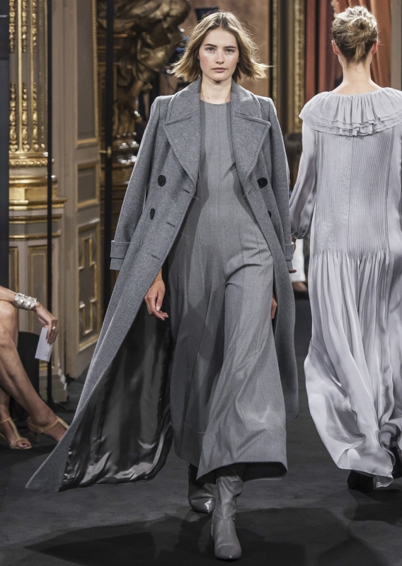 Sanne Vloet show Massimo Dutti FW 2017 
