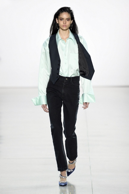 Nikki Vonsee shows NY Fall 2018 Adams Dolan  
