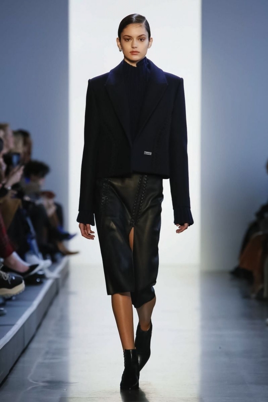 Nikki Vonsee shows NY Fall 2018 Dion Lee 