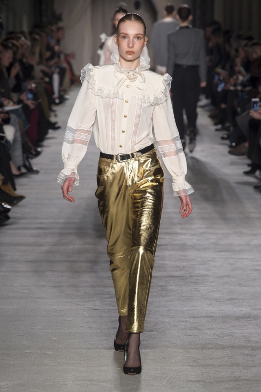 Demy de Vries shows Milan Fall 2018 Philosophy Di Lorenzo Serafini