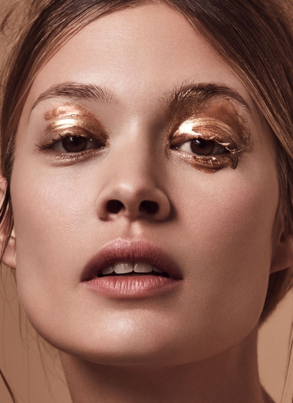 Rianne Haspels for Factice Magazien July 2018, Photographer Stephanie Pistel, Stylist Anat Duchtwald, Hair en Make-up Esther van Maanen 