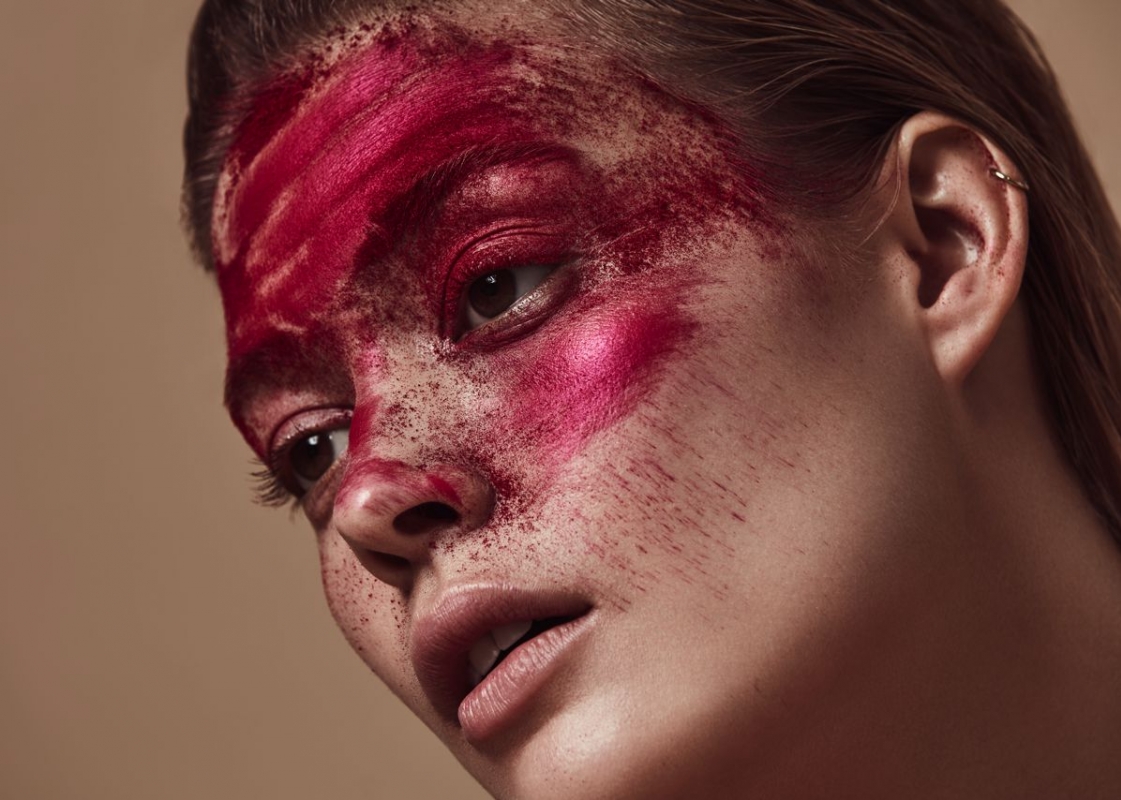 Rianne Haspels for Factice Magazien July 2018, Photographer Stephanie Pistel, Stylist Anat Duchtwald, Hair en Make-up Esther van Maanen 