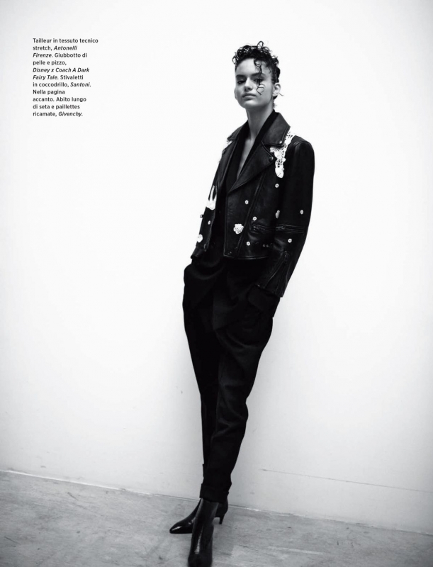 Nikki Vonsee for Amica September 7 2018, Photographer Sonia Szóstak, Stylist Giulia Bassi 