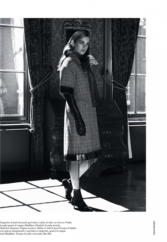 An elegant Kim Noorda for D La Repubblica November 2018, Photographer Philip Riches, Stylist  Carlo Pregnolato, Hair Lydia Lelou, Make-up Pernell Kusmus 