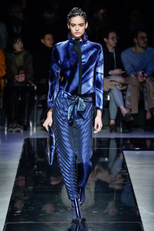What a breath taking moment to see Nikki Vonsee closing with Mr. Armani his Giorgio Armani Fall show for 2019 