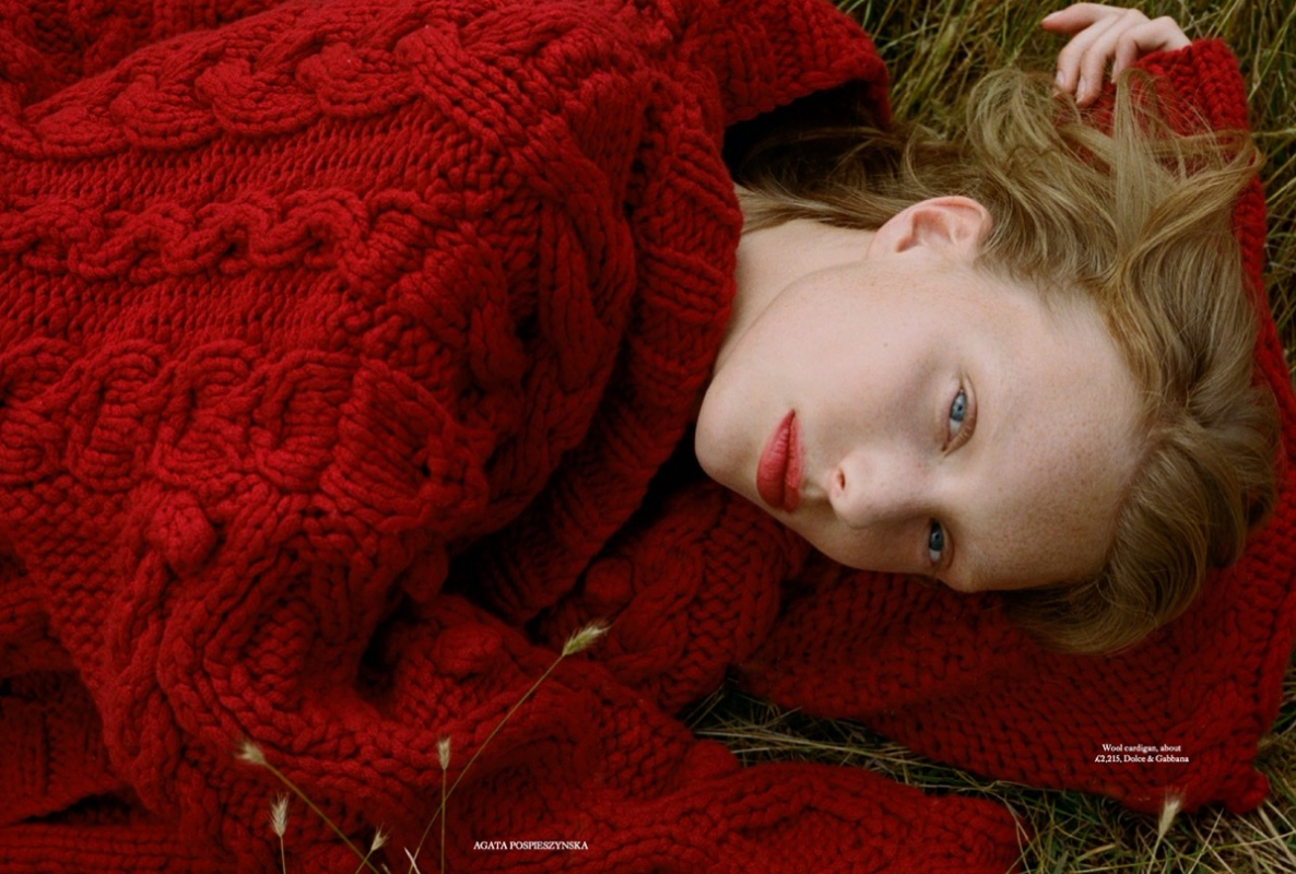 Red alert for Demy de Vries in Harpers Bazaar UK, Photographer Agata Pospieszynska, Stylist Charlie Harrington, Hair James Rowe, Make-up Polly Osmond 